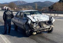 Burdur'da tır ile otomobil çarpıştı 1 kişi yaralandı