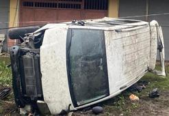 Zonguldak-Ankara karayolunda minibüs devrildi, 4 yaralı