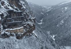 Trabzon'da görenin sesi çıkmıyor! Sümela Manastırı'nda keşfedildi