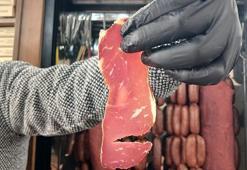 Kayseri pastırmasında Ramazan yoğunluğu! Satışlar tavan yaptı, esnafın yüzü gülüyor