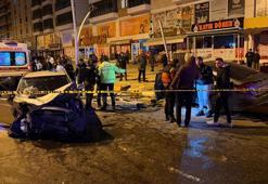 Tunceli’de iki otomobil kafa kafaya çarpıştı, kazada 1’i ağır, 4 kişi yaralandı