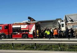 Hatay - Adana yolunda aynı istikametteki kamyonlar çarpıştı: 1 ölü
