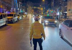 Trafik magandalarına geçit yok! Kadıköy'de makas atan sürücülere ceza yağdı