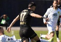 Muğlaspor-Adana 01 FK maçında goller 90+7 ve 90+10'da geldi