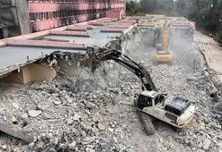 Adana’da 10 yıllık tarih yıkılıyor! Yerine dev sağlık kompleksi geliyor