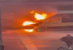 İstanbul'da park halinde alev aldı: İtfaiye müdahale etti