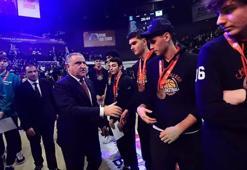 Okul Sporları Basketbol Finali NBA maçlarını aratmadı