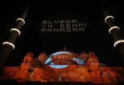 Kadir Gecesi Nedir? Kur'an-ı Kerim'de Kadir Gecesi ile İlgili Ayetler, Bu Mübarek Gecede Neler Yaşandı ve Neden Bu Kadar Önemlidir?