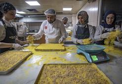 Aldığı devlet desteğiyle işlerini büyüttü! Kurduğu dev tesiste 65 kişi ile Erzurum'un tescilli tatlılarını dağıtıyor