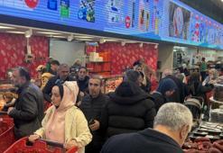 Fiyatlar yarı yarıya düştü! Vatandaş kapış kapış aldı