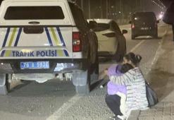 Otomobil sulama kanalına uçtu, sürücü, kızı ve torunu son anda kurtuldu
