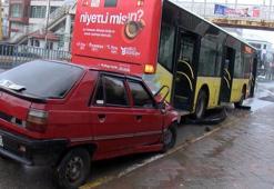Ümraniye'de can pazarı! Otomobil İETT otobüsüne çarptı