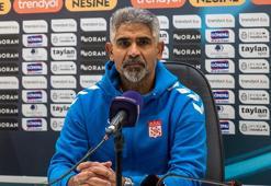 Sivasspor'dan deplasman çıkartması! Manisa FK'yı evinde devirdi: Tek gol üç puan...