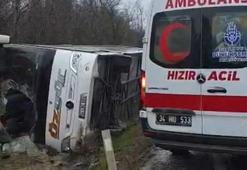 Çatalca'da polisleri taşıyan midibüs devrildi!