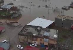 Diyarbakır'da dereler taştı, mahalle sular altında kaldı