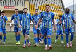 Muş Spor-Kahramanmaraş İstiklal Spor maçı! Kritik zirve mücadelesinde gol yağmuru vardı