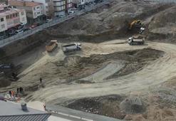 Erzincan'da bir devir kapanıyor! Şehrin kalbi yeniden inşa ediliyor, ilk kazma vuruldu