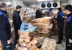 Şanlıurfa Siverek’te 50 ton bozuk tavuk eti ele geçirildi