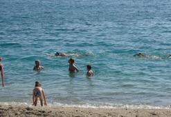 Mart ayında vatandaşlar denize akın etti, renkli görüntüler ortaya çıktı