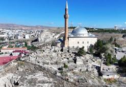 Sivas'ta Yukarı Tekke kayalıkları ıslah ediliyor