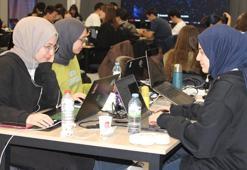 Gençleri uzayla buluşturan TUA Astro Hackathon Yarışması Kayseri'de başladı