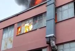 Başakşehir'de geri dönüşüm tesisinde korkutan yangın!