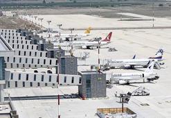 Çukurova Havalimanı’nda ulaşım düğümü çözülüyor! Yolcuları sevindiren haber geldi