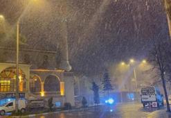 Kastamonu’da hava sıcaklığı sıfırın altına düştü kar yağışı etkili oldu
