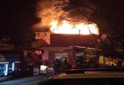 Kartal'da alevler yükseldi: 2 kişi dumandan etkilendi