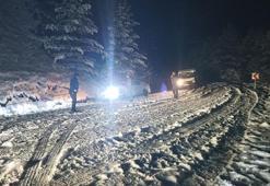 Kastamonu'da nisan karı Tosya karayolu üzerinde etkili oldu