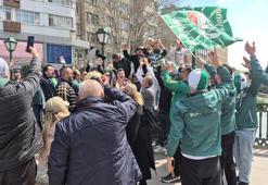 Eskişehir sokaklarında Bursaspor hareketliliği: 'Bugün şampiyonluğu kutlamak istiyoruz'