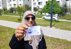 Adana'da dolmuş şoförü 66 yaşındaki kadını 'kısa mesafe' diyerek dolmuştan indirdi!