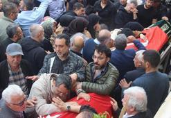 Kahramanmaraş'ta yürek yakan cenaze töreni! 4 öğrenci gözyaşları içinde son yolculuklarına gönderildi