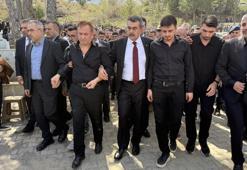 Eğitim şehidi Ayla öğretmen gözyaşları arasında toprağa verildi: 'Buraya ev yaptıracaktık, mezarı geldi!