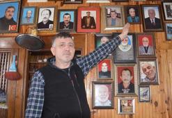 Bu kıraathanede ölen müşteriler yaşatılıyor!