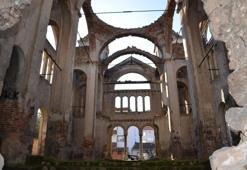 Bilecik'te 9 yıl önce karar verildi! Yüzlerce yıllık kilise restore bekliyor