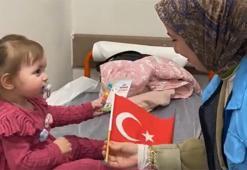 Erzincan'da hastanedeki çocuklara 23 Nisan sürprizi