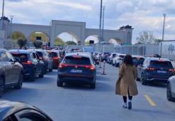 Sınır kapısında 23 Nisan yoğunluğu! Saatlerdir karşıya geçmeyi bekliyorlar