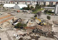 Sivas’ta atıl alanlara 'neşter': Eski terminalde büyük yıkım başladı