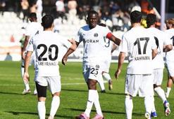 Manisa FK play-off şansını kaçırdı! Son hafta Sakaryaspor ile oynayacak