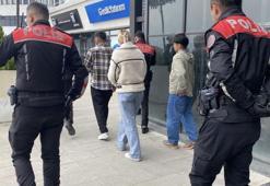 Bolu'da kafede kız kardeşiyle bir erkeği yakaladı! Ortalığı birbirine kattı