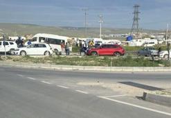 Eskişehir-Alpu karayolunda otomobil ile işçi servisi çarpıştı