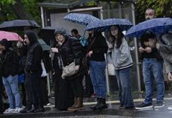 Yaza hazırlanırken kış geri geldi! Meteoroloji son raporu açıkladı: Sıcaklıklar 10 derece birden düşecek 41 ilde kar ve sağanak etkili olacak