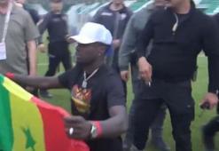 Amedspor'da Mbaye Diagne'nin saha içinde yaptığı hareket gündem oldu! Polis müdahale etti