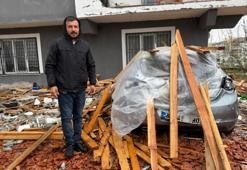Gaziantep'te vatandaşlar hala şokta! Araçlar zarar gördü, evler hasar aldı, ağaçlar söküldü