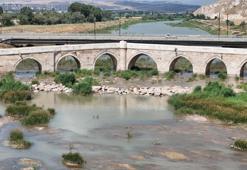 Türkiye'nin en uzun nehrindeki 1 yıllık değişim görüntülendi