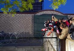 Edirne'de Kakava ve Hıdırellez heyecanı bir arada! Binlerce kişi dileklerini suya bıraktı