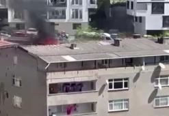 Çatı katı alev alev yandı! Eyüpsultan’da korkutan yangın