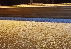 Elazığ’da dolu yağışı etkili oldu, tarım arazileri zarar gördü
