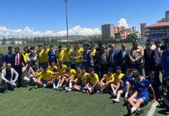 Siirt’te Liseler Arası Futbol Turnuvasının Şampiyonu Kayabağlar ÇPL oldu
